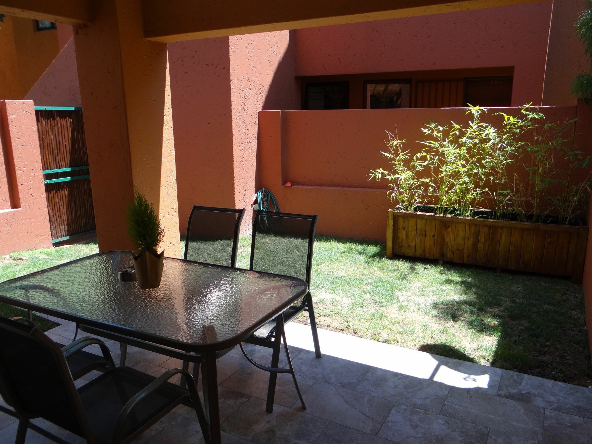 Singati Sands Sunninghill Sandton Exterior foto